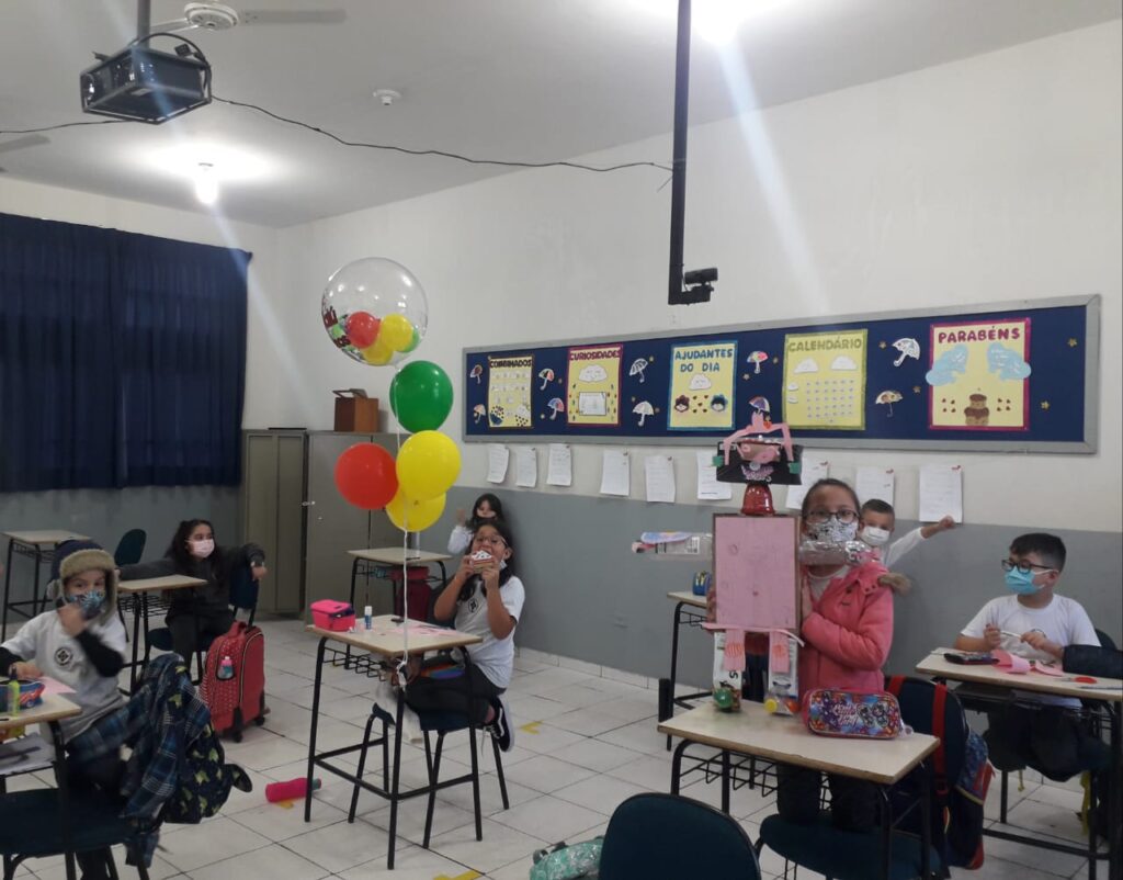 Construindo um brinquedo - 2021 8